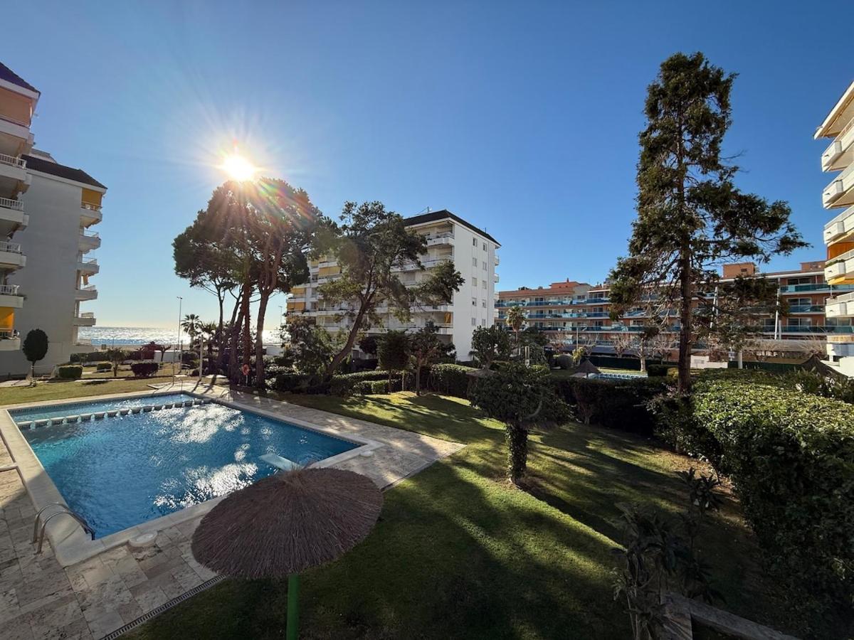 Coastal Retreat Just Steps From The Appartement *